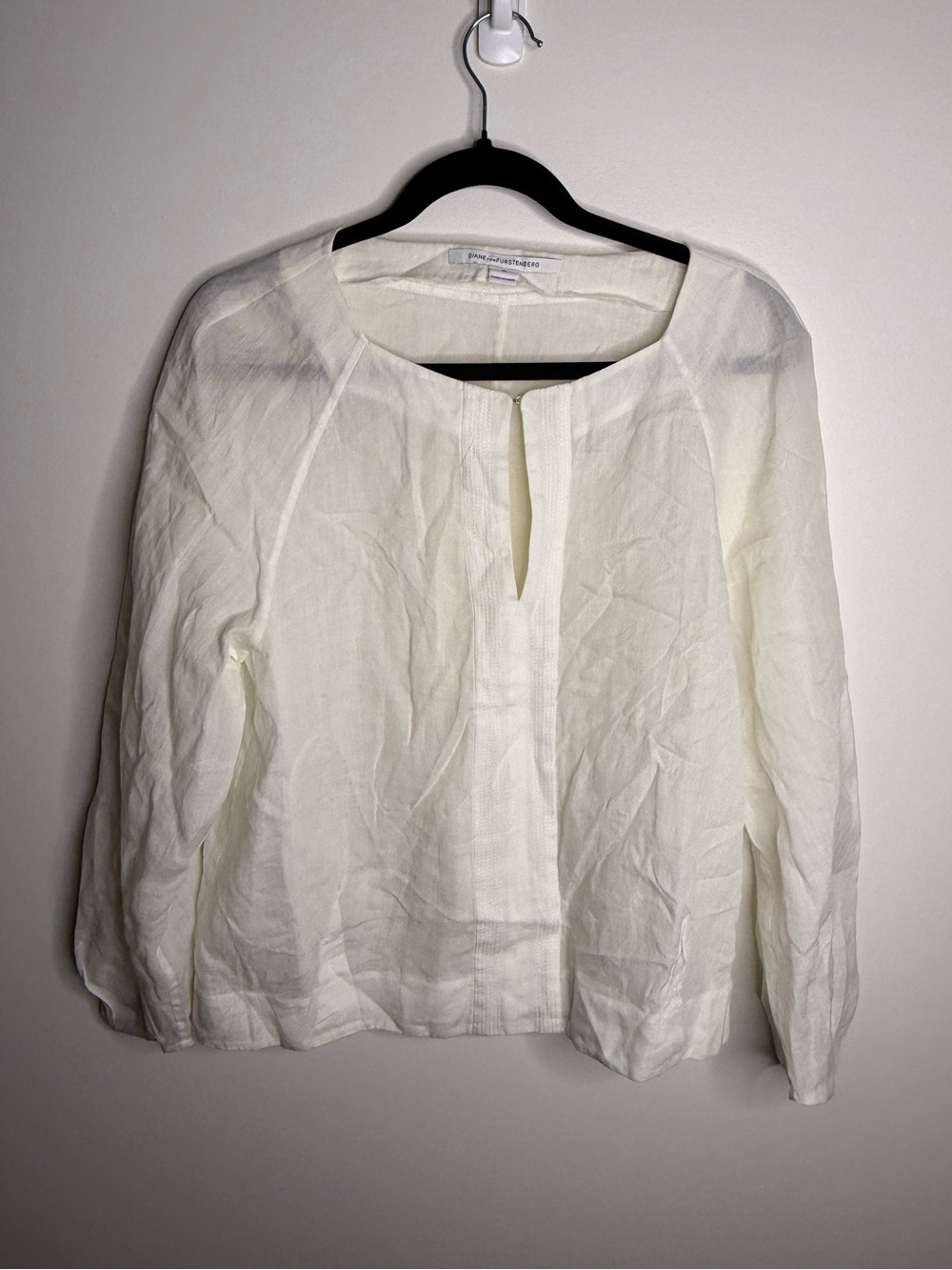Diane Von Furstenberg White Split-Neck Top size 10
